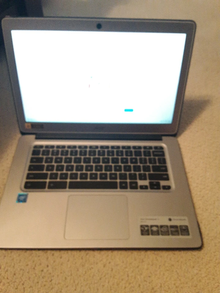 Acer Chromebook 14 CB3-431-C5FM 14 in Blue Case Included - Image 2 of 4