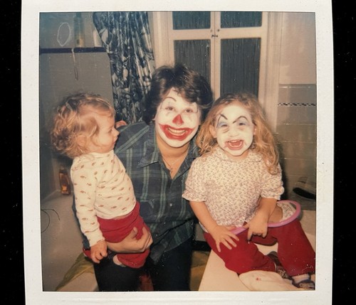 HALLOWEEN POLAROIDS MALVADO ASESINO PAYASO MADRE E HIJOS DISFRACES TERRORÍFICOS - Imagen 2 de 3