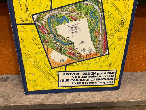 Best of Model Railroading Track Plans by Robert Schleicher 1983 paperback - Picture 3 of 10