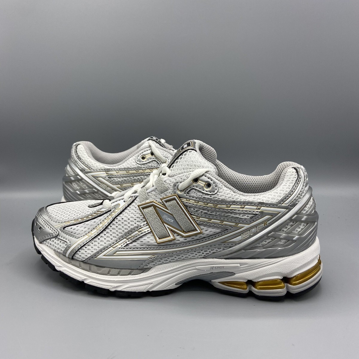 New Balance 1906R Trainers White Metallic Silver Casual Shoes UK