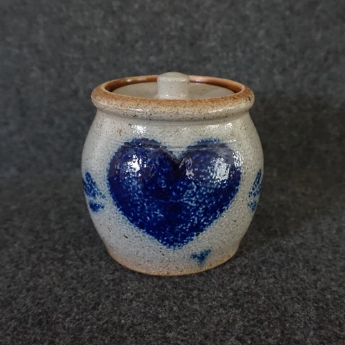 Rowe Pottery Works Salt Glazed Stoneware Crock with Lid Heart Vintage *READ