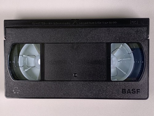 The Beatles Paul Mccartney VHS Pal Stereo Kassette Vanderquest Young Boy 1997 - Picture 3 of 16