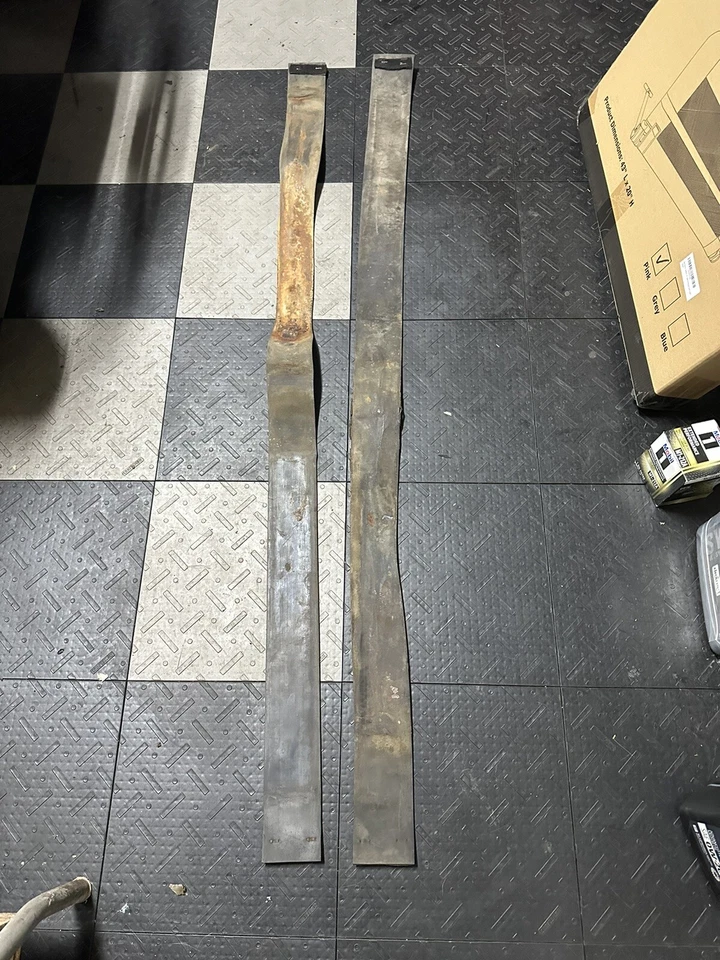 1978-1987 Grand National GNX T-Type Fuel Gas Tank Mounting Insulation Straps GM - Image 2 of 4