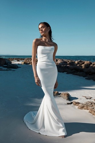 KYHA Lucia Wedding Dress Size 4 Professionally Cleaned - Picture 5 of 5