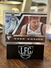 2020:21 Panini Flux Luka Doncic Flow Motion Silver Prizm #1