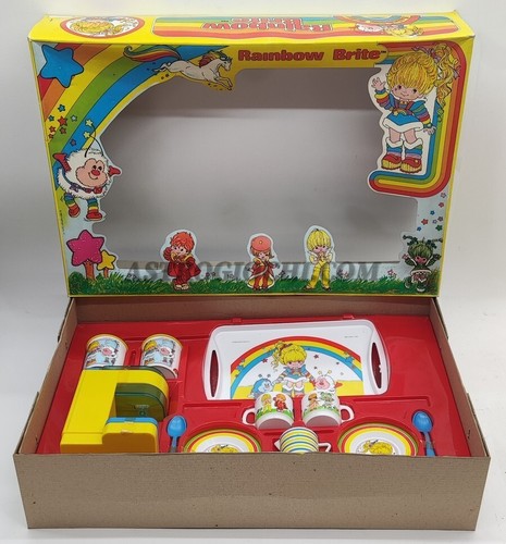 RAINBOW BRITE SET CAFFE' IRIDELLA HALLMARK SICA VINTAGE 1983 NEW IN BOX RARE - Picture 2 of 12
