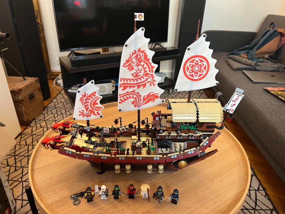 LEGO Ninjago 70618 Destiny's Bounty, photo 1 sur 5