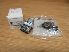 Allen Bradley 800T-H2A Switch 800TH2A Ser U, 800T-XA