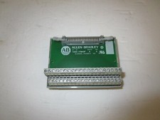 ALLEN BRADLEY 0-132VAC/DC INTERFACE MODULE 1492-IFM40F SER. A