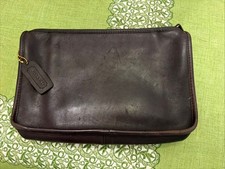 Vintage COACH Zippered Clutch Basic Bag Dark Brown Leather Wrist Strap 801-4185