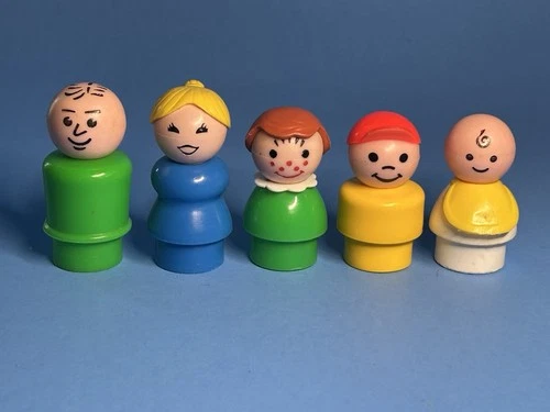 Little People Family & Baby W/ Bib Vintage Fisher Price Dad Mom Girl Boy Plastic