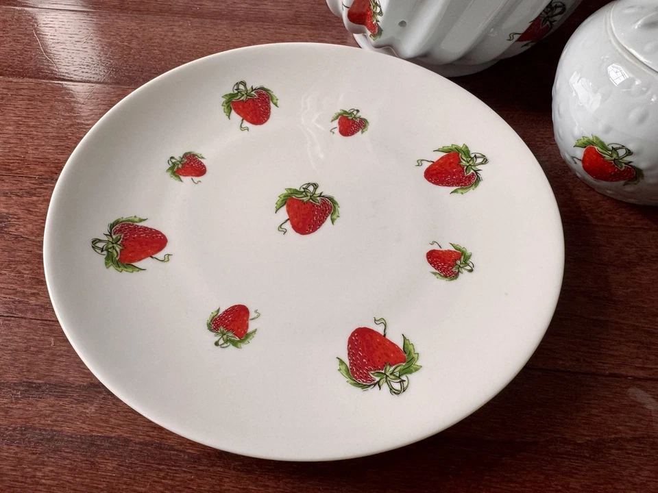 Philippe DESHOULIERES Porcelain Limoges Fruits Strawberry Set Sugar And Colander - Image 2 of 4