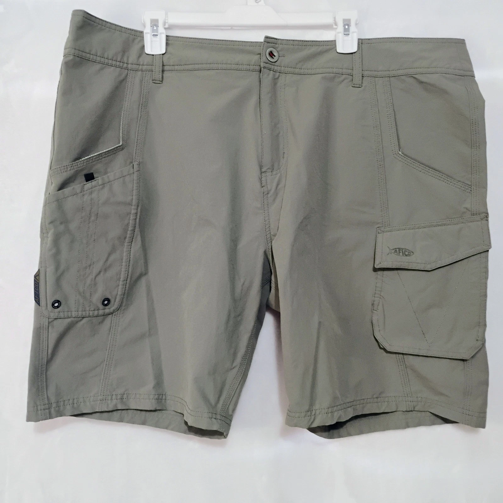 AFTCO Mens 42 Sage Green Tactical Fishing Shorts Cargo Plier Pockets Stretch Q