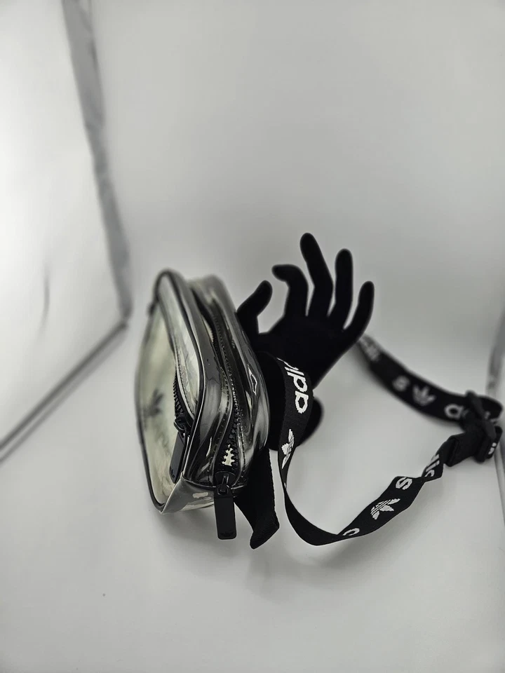 Bolso de cintura Adidas negro transparente con correa ajustable con logotipo Foto 2 de 4