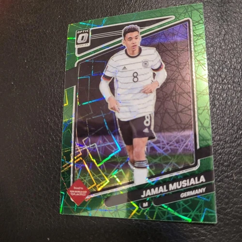 2021-22 Panini Donruss Road to Qatar - Jamal Musiala #74 Optic green velocity