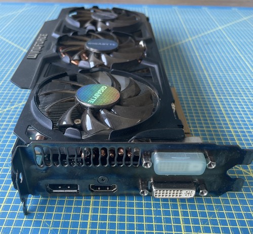 Gigabyte Windforce NVIDIA GeForce GV-N770OC-2GD - Bild 3 von 4