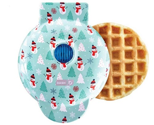 dash mini waffle maker cleaning