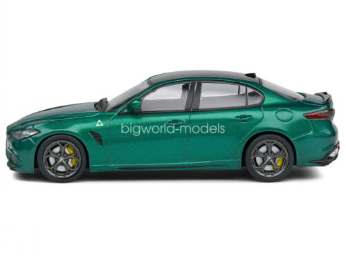 1:43 Solido Alfa Romeo Giulia Quadrifoglio Verde green diecast model car 13101 - Picture 2 of 4