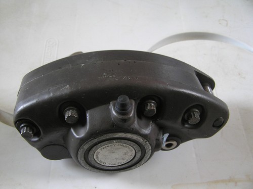Harley Davidson 73-84 FL, FX Shovelhead Banana Brake Caliper 44105-72 REBUILT - Picture 2 of 7