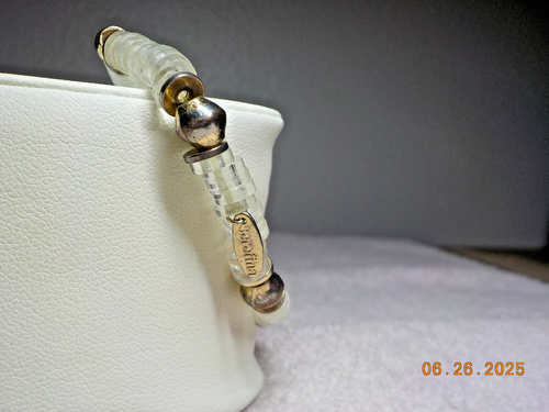 SEREFINA GLASS DISK STRETCH BANGLE - Picture 5 of 7