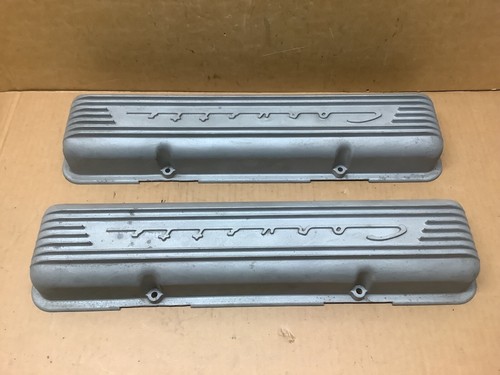 NOS 59L-67 Corvette 7 Finned Aluminum Script Valve Covers 3767493 NOS - Picture 3 of 7
