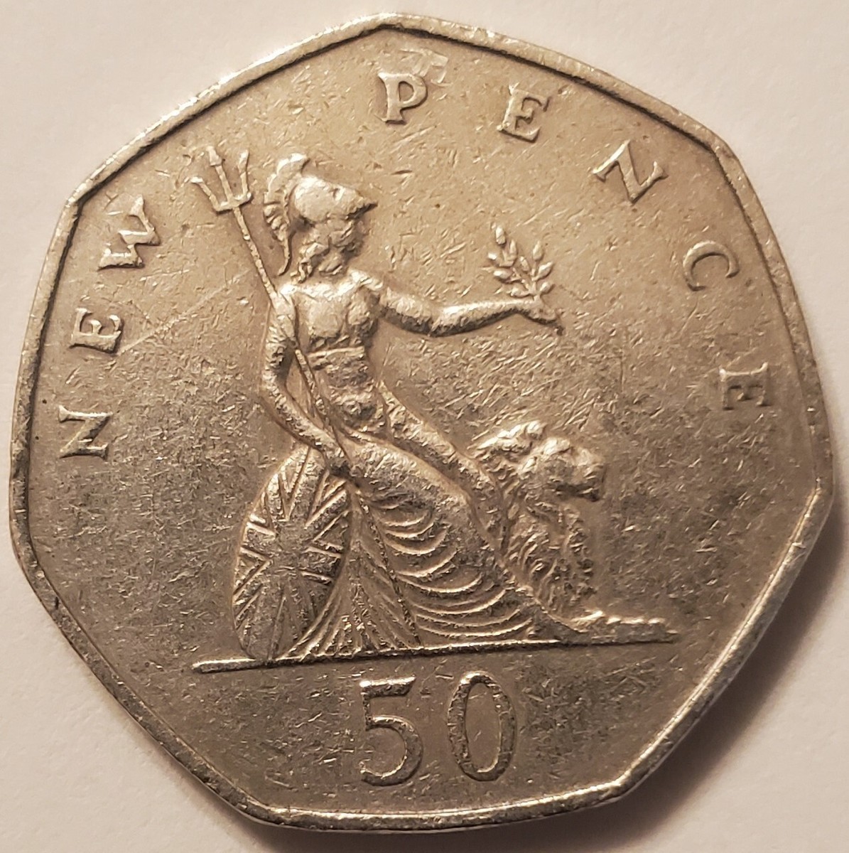 1969 Elizabeth II - Great Britain - 50 NEW PENCE Coin - RARE