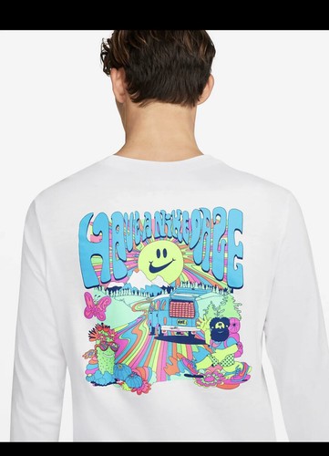 have a nike day shirt white