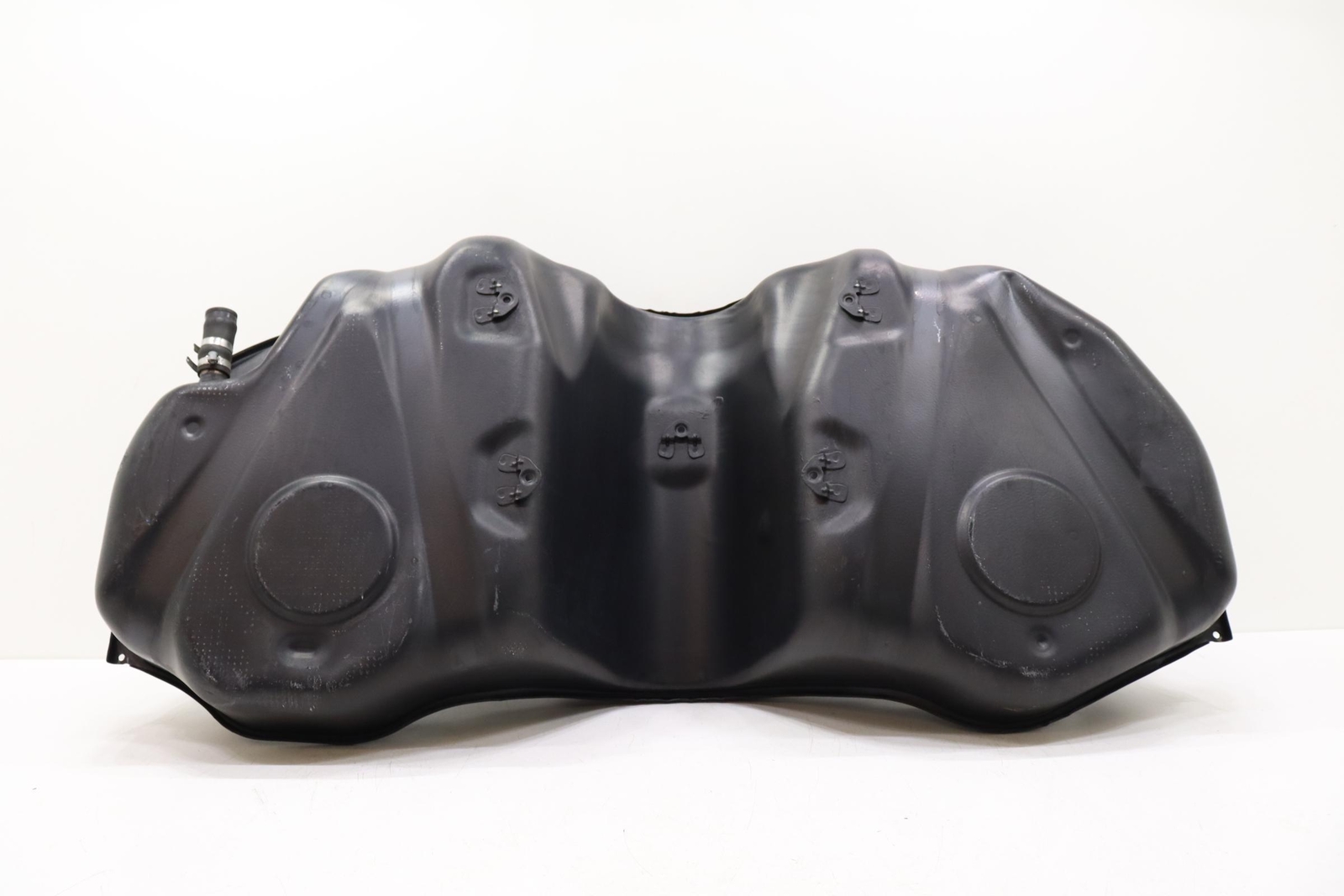 2017 -2024 MASERATI QUATTROPORTE FUEL GAS TANK STORAGE RESERVOIR OEM 06700382480