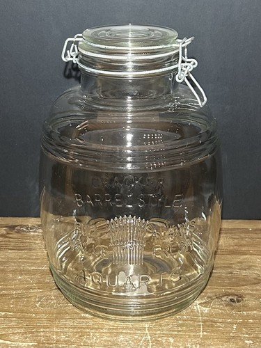 Cracker Barrel Style 4 Quart Jar Clear Glass With Hinged Lid Cookies Flour Sugar