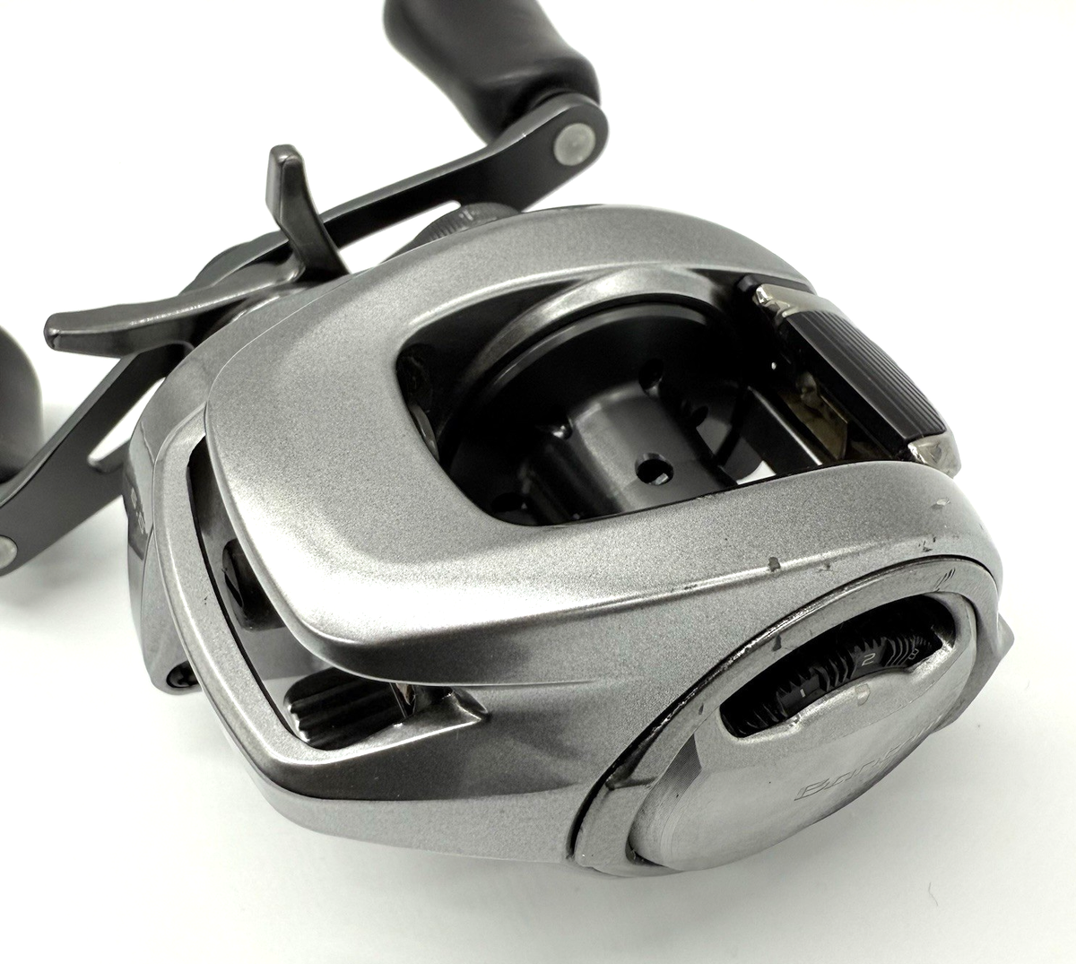 Shimano 18 Bantam MGL PG Right Bait Casting Reel From JAPAN