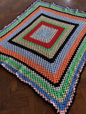 Vintage Handarbeit Granny Square Häkeldecke Überwurf - Mehrfarbig