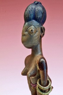 YORUBA "ibeji" Zwillingsfigur ca 23 cm Prov: PrivColl NRW