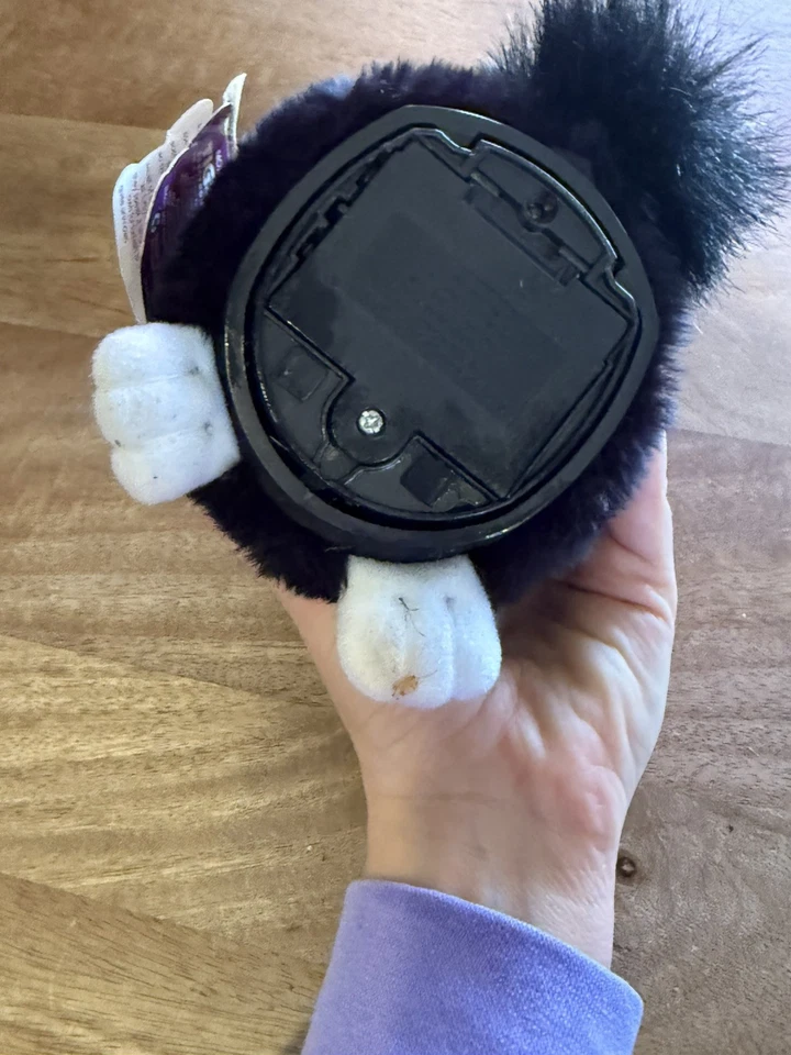 Vtg Original 1998 Furby Black White Blue Eyes 70-800 Tiger Electronics Works NWT - Image 3 of 4