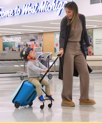 Micro Luggage Eazy Scootcase Scoot Case fahrbares Gepäck Handgepäck 22L