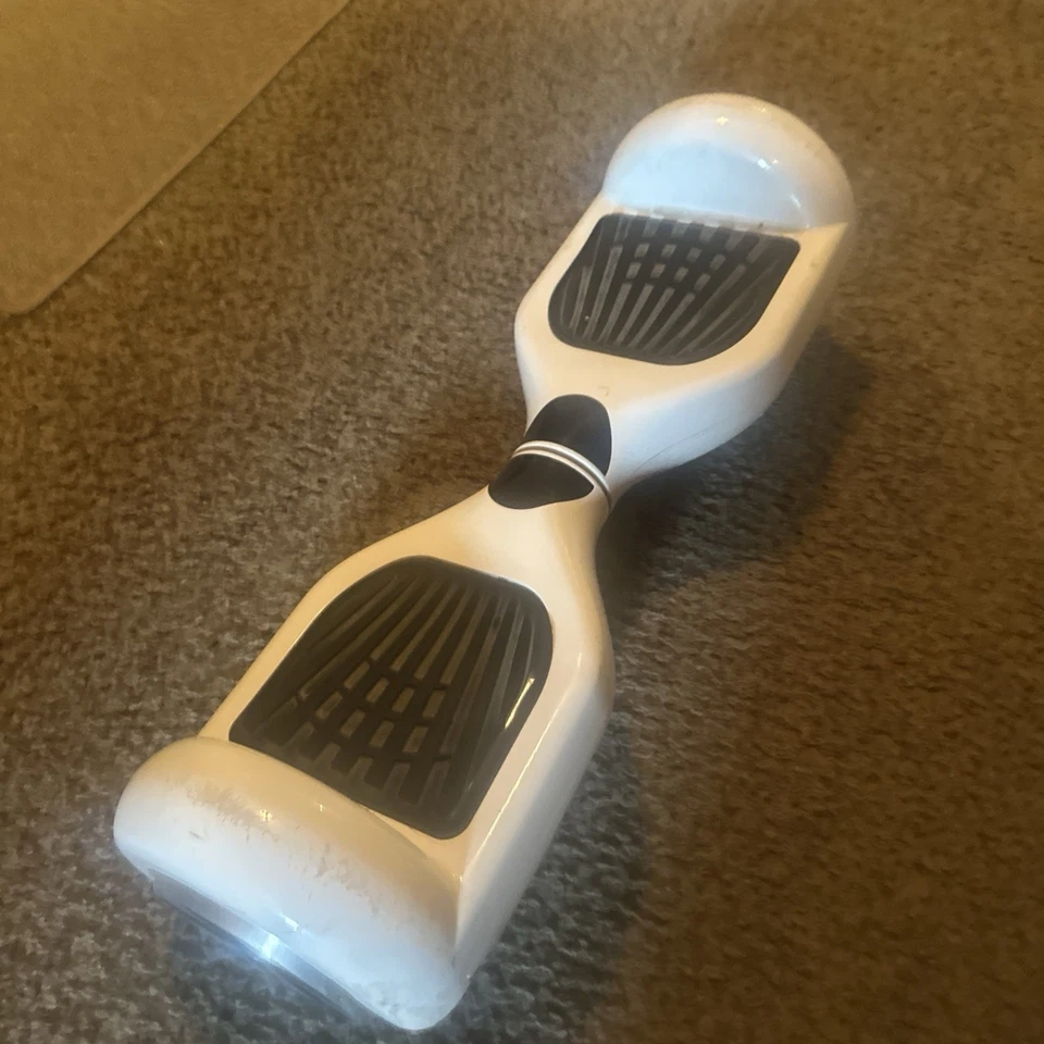 Scooter Eléctrico Inteligente Autoequilibrado Blanco Usado Funciona Bien con Cargador Foto 3 de 4