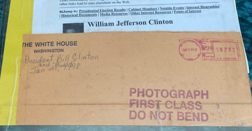 Pres Clinton & Dog Buddy Photo on Marbled Plaque 23 x 12“ W/ Signed Letter - Picture 2 of 9