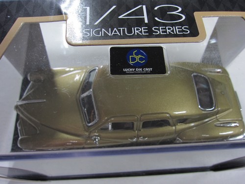 1/43 1948 Tucker Torpedo Gold Signature Series Lucky Die Cast Nuevo - Imagen 4 de 4