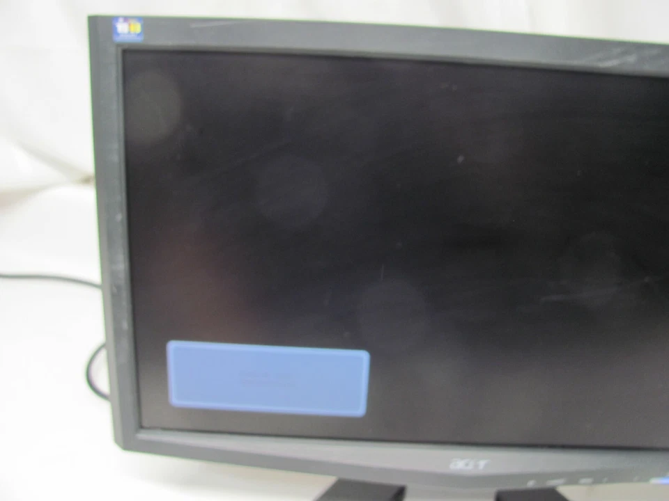 Acer X183H Monitor 18.5" Widescreen LCD Display Black with Cables - Image 2 of 4