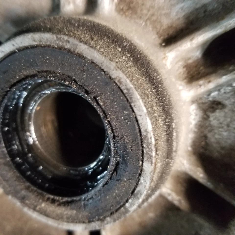 Ступица звездочки заднего колеса 2000-06 Honda CBR929RR CBR954RR RC51 42615-MCF-000 - Изображение 3 из 4