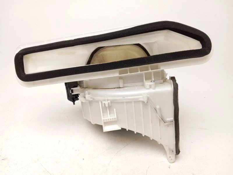 MOTOR DE VENTILADOR NISSAN GT-R 2009 - 2020 - Imagem 2 de 4