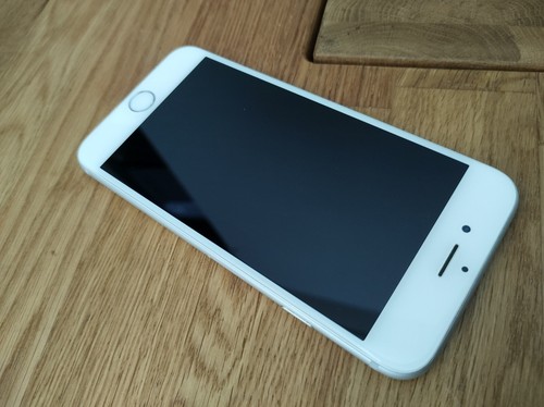 Apple iPhone 6 (A1586) 16GB - White/Silver *USED - UNLOCKED - YELLOW TINGE LCD* - Picture 4 of 11