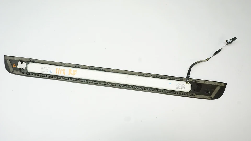 13-18 AUDI S6 guarnição de soleira de porta frontal iluminada para passageiros 4G0947406H - Imagem 3 de 4