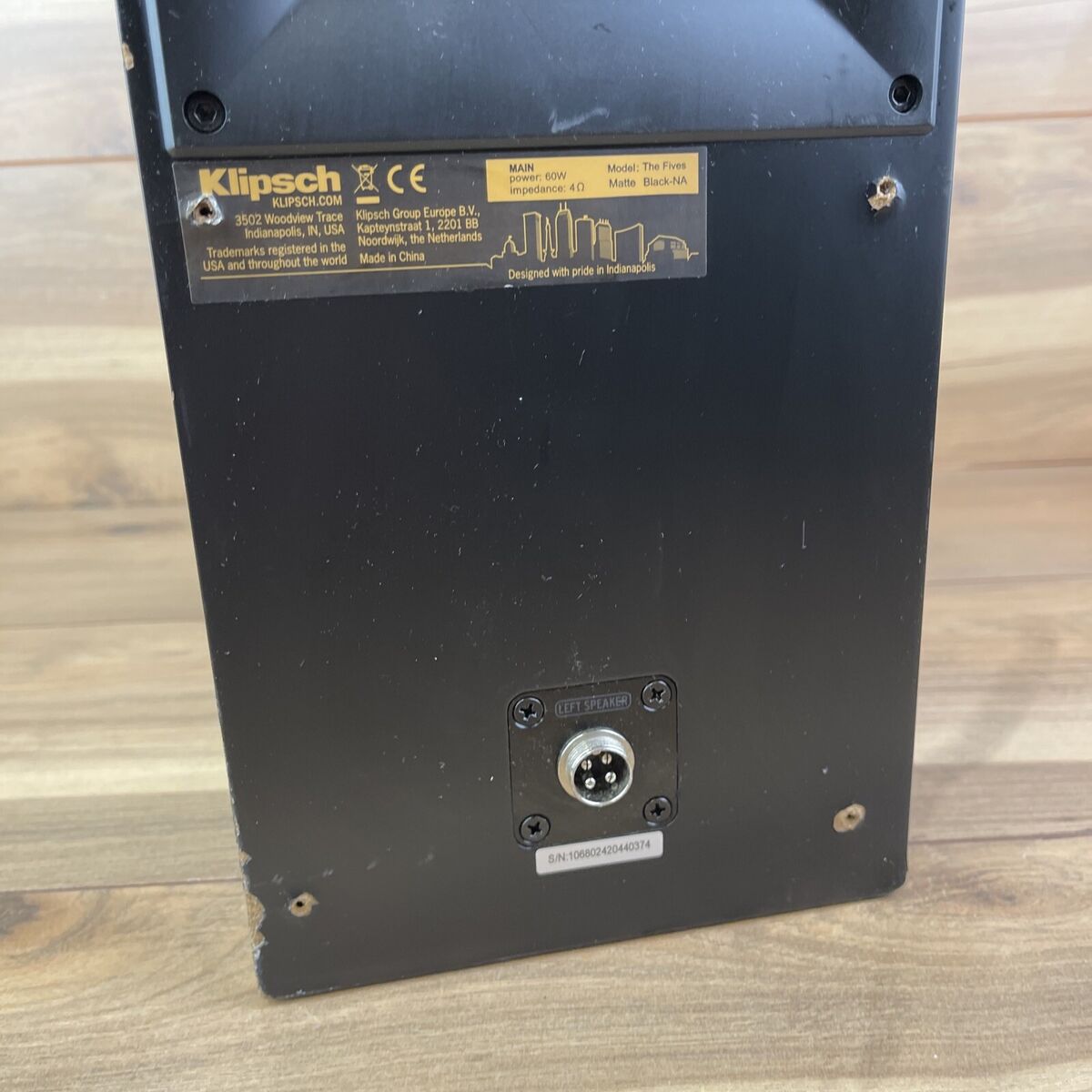 Klipsch 1068024 The Fives Powered Speaker Single Black Used Klipsch 1068024 The Fives Powered Speaker Single Black Used