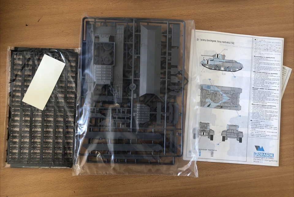 Dragon 1/35 British Valentine MK.III Infantry Tank Model Kit Imperial Series - Image 3 of 3