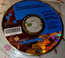 Applicazione Microsoft Office XP marzo 2003, famiglia Microsoft Office. Italiano