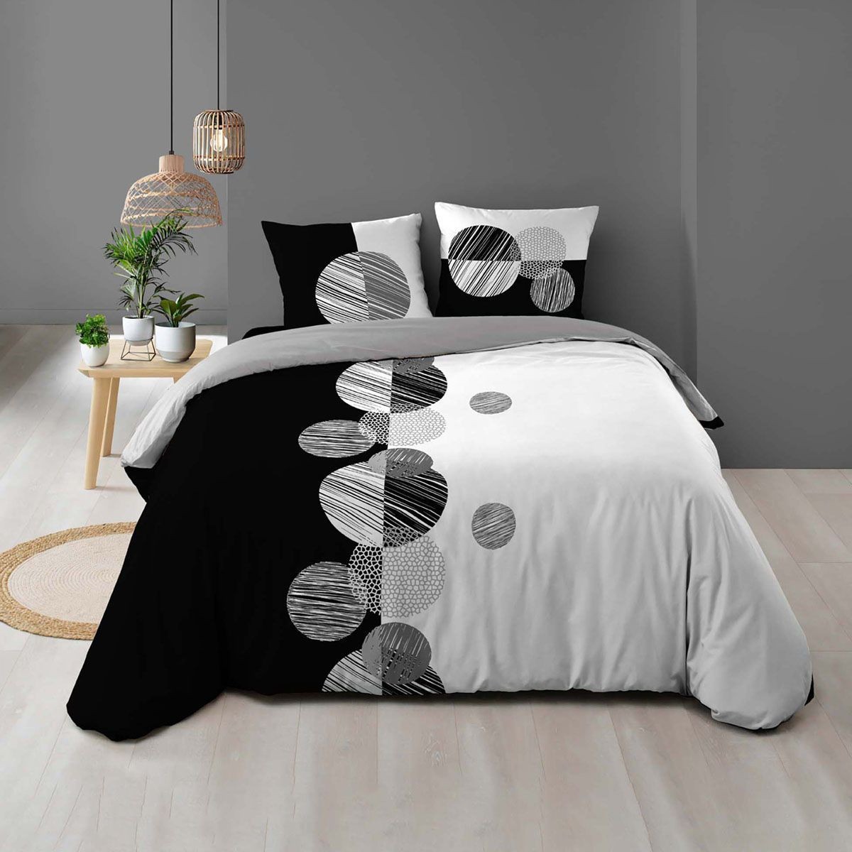 Parure de lit 260x240cm noir Stormi avec housse de couette grand lit et 2 taies d'oreiller en coton