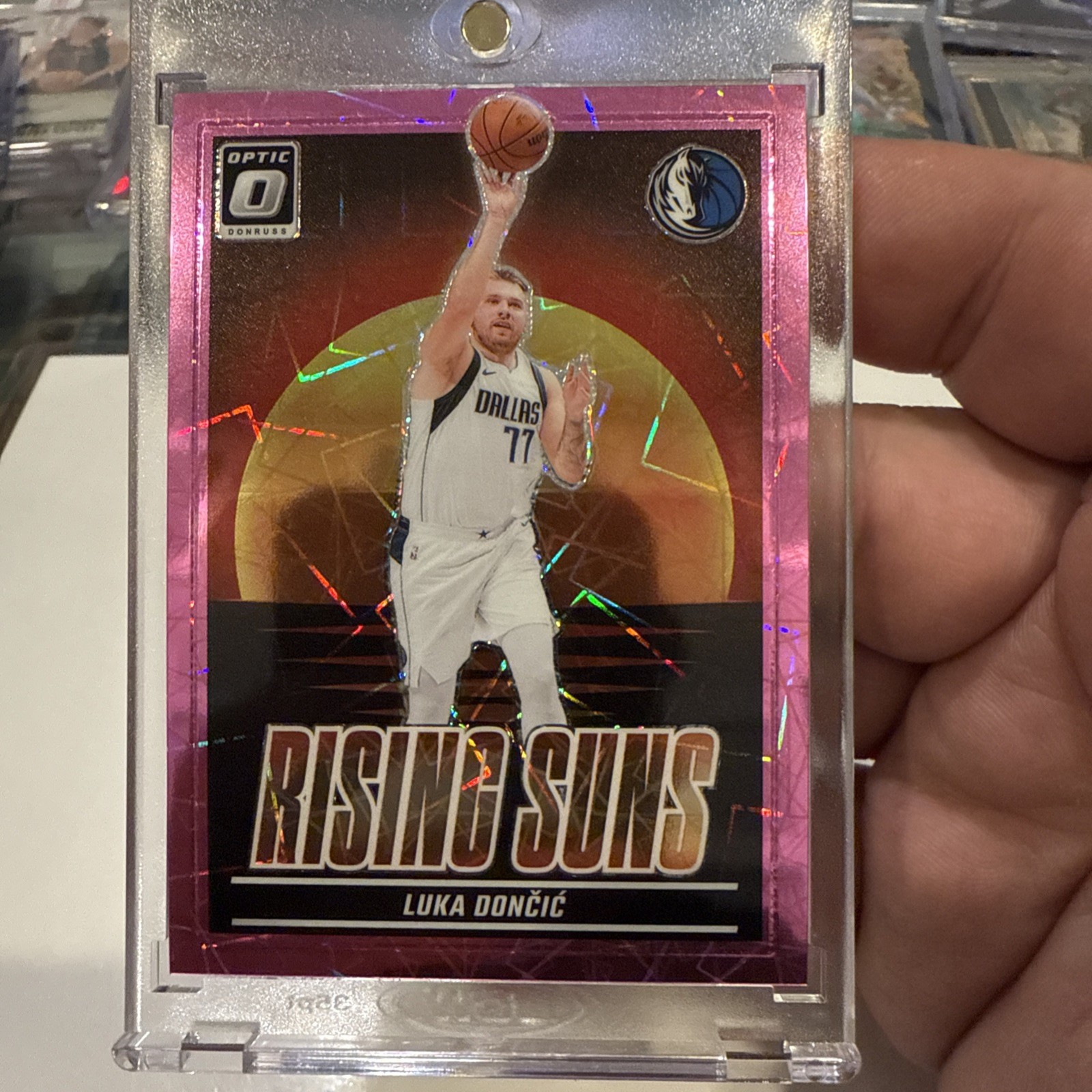 2024-25 Donruss Optic Luka Doncic Pink Velocity Rising Suns /79 🔥 Legend!