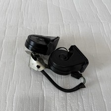 OEM 12-18 Ford Focus C-MAX Dual Note Electric Horn & Bracket Assembly