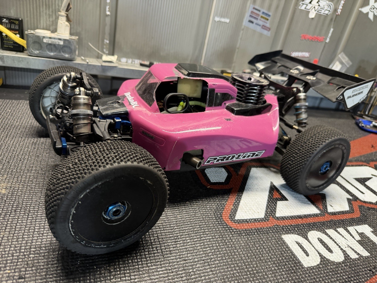 1/8 Team Associated Rc8.1 Buggy