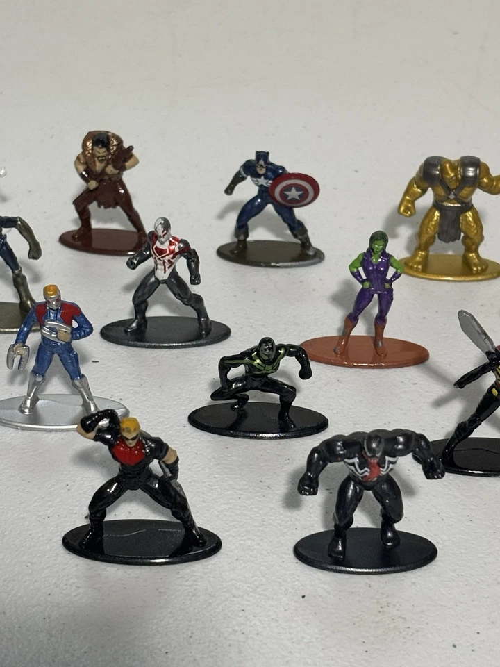 Lot of 18 Marvel Metal Figs Nano Mini Diecast Figures by Jada Toys - Image 3 of 4